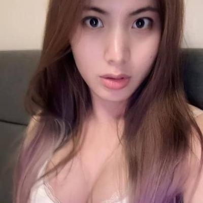 Molly19