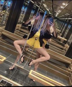 Aylin in Frankfurt am Main - Foto 1