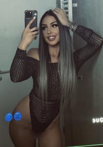 ANYA in Düsseldorf - Foto 2