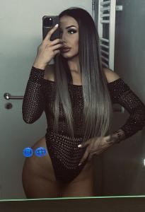ANYA in Düsseldorf - Foto 6