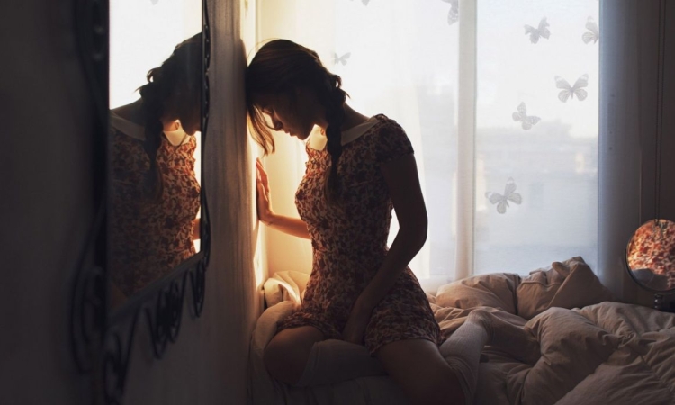 Die Ursachen von vaginalen Infektionen und deren Anzeichen und Symptome